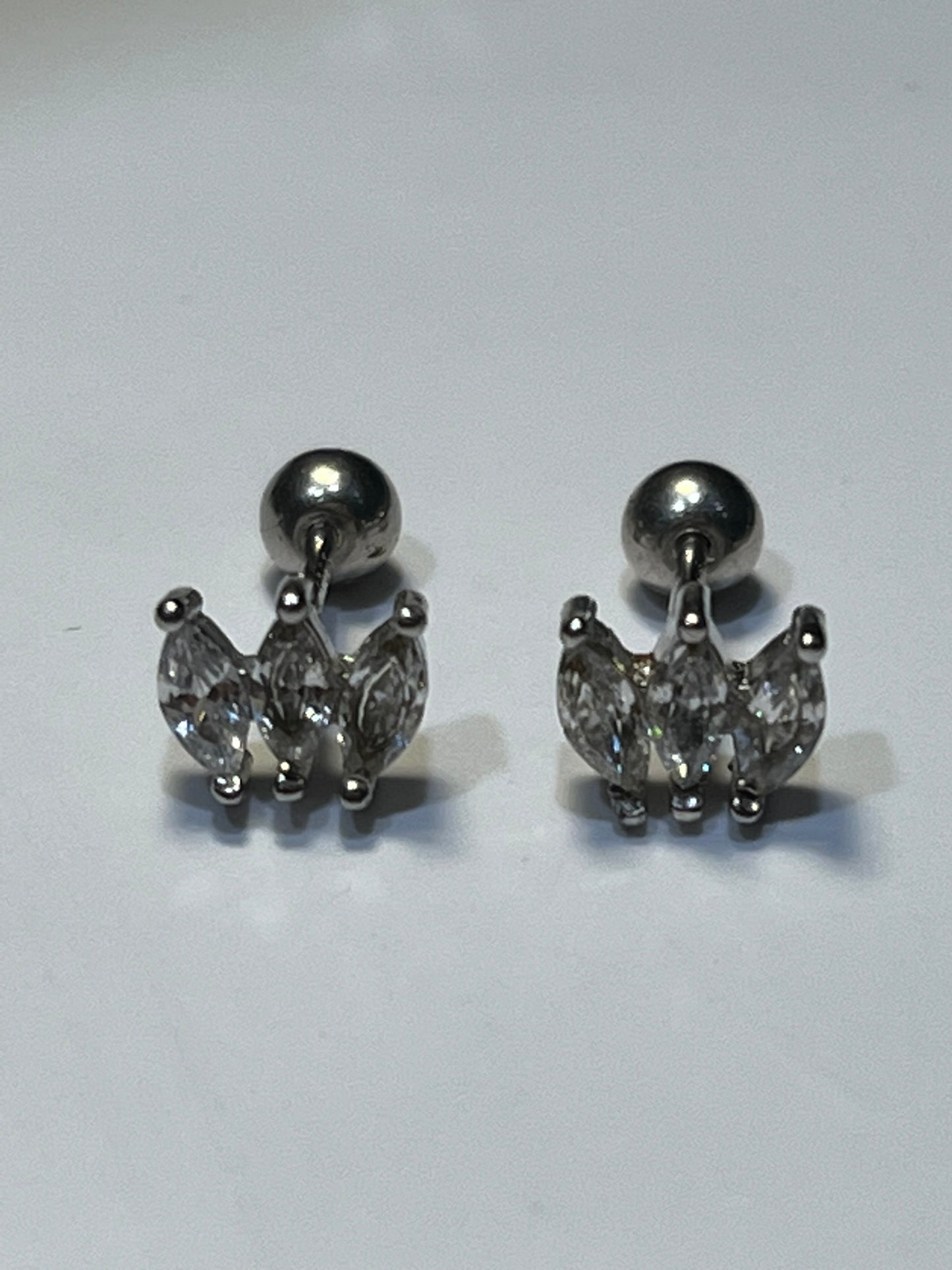 小丞飾 水晶三葉轉珠耳環 轉珠3.5mm 耳針6mm $250 #154
