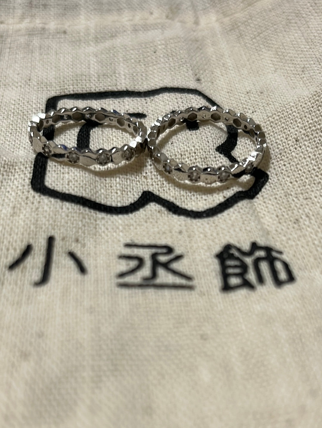 微鑲定圍蜂巢戒 $290 #120