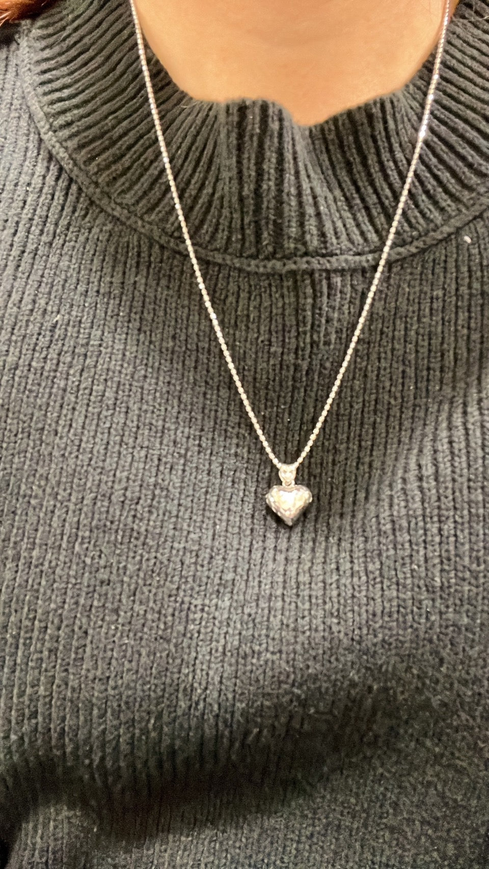 小丞飾
碎冰韓國捶打雙愛心💗 連尾牌也是愛心超有質感
鏈條雙閃珠鏈條
長度45+10公分
$1490。#N601032