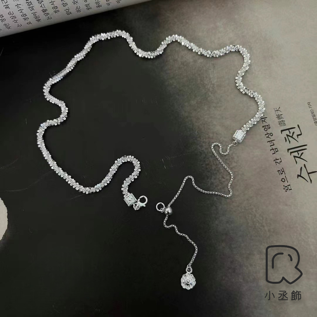 小丞飾👆🇰🇷正韓製造
⚪️925 銀 重工 超閃意大利銀工藝 抽拉項鍊 $2690。#60