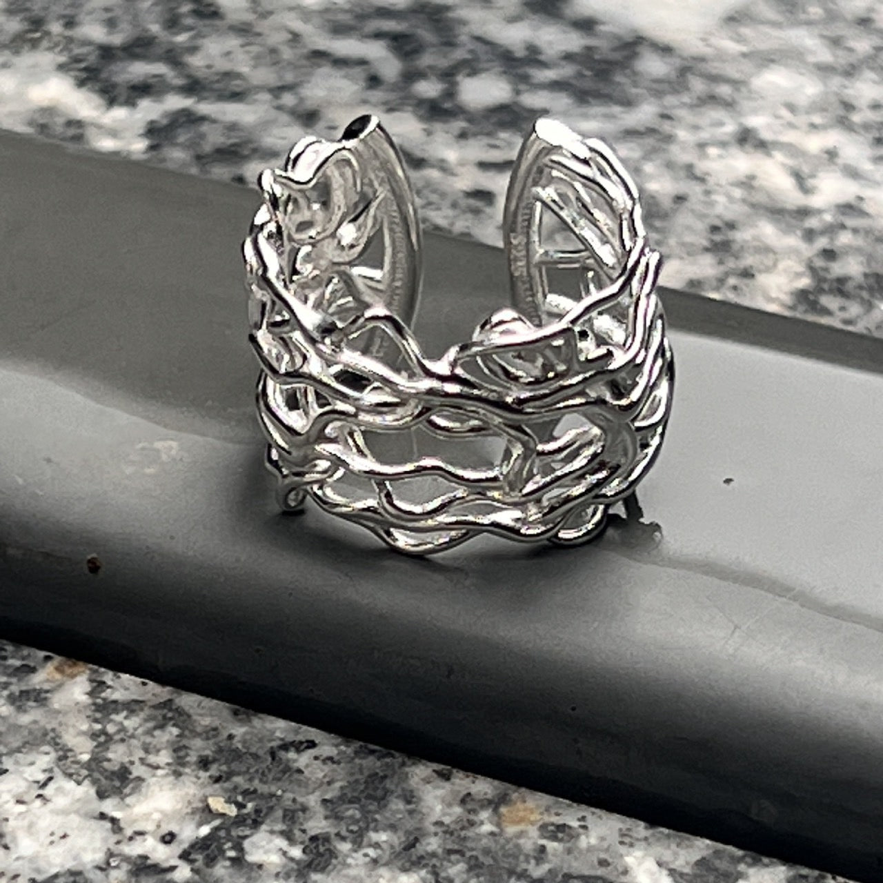 小丞飾
925純銀 韓國多層線條開口戒指 不規則 $990. R601181