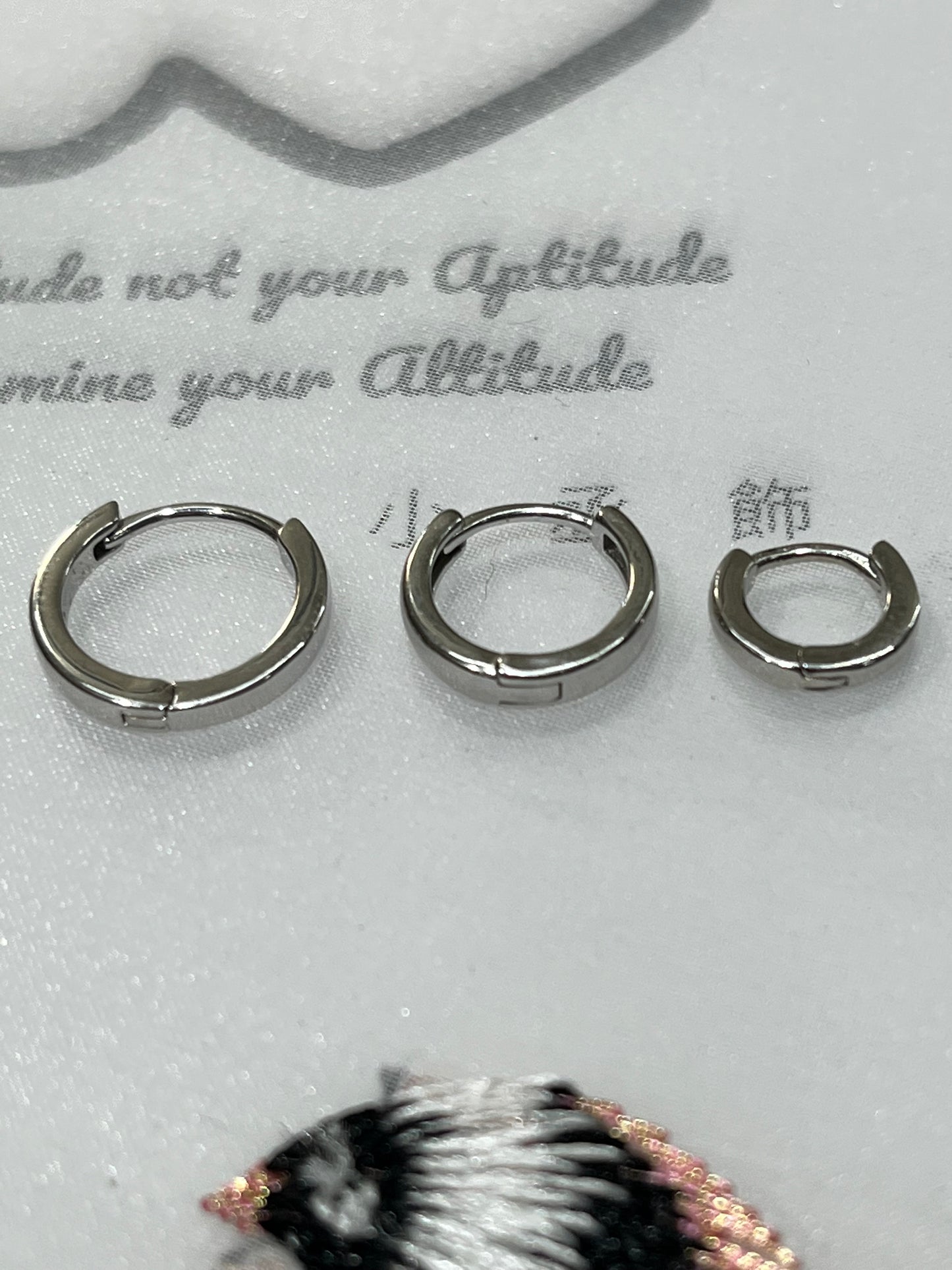 小丞飾 素圈耳環 10mm 8mm 6mm #137 一組兩個販賣 #137