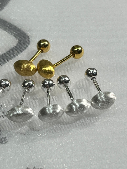 小丞飾 韓國製造霧銀拉絲感轉珠耳環 珠珠3mm, 耳針7mm #E603272