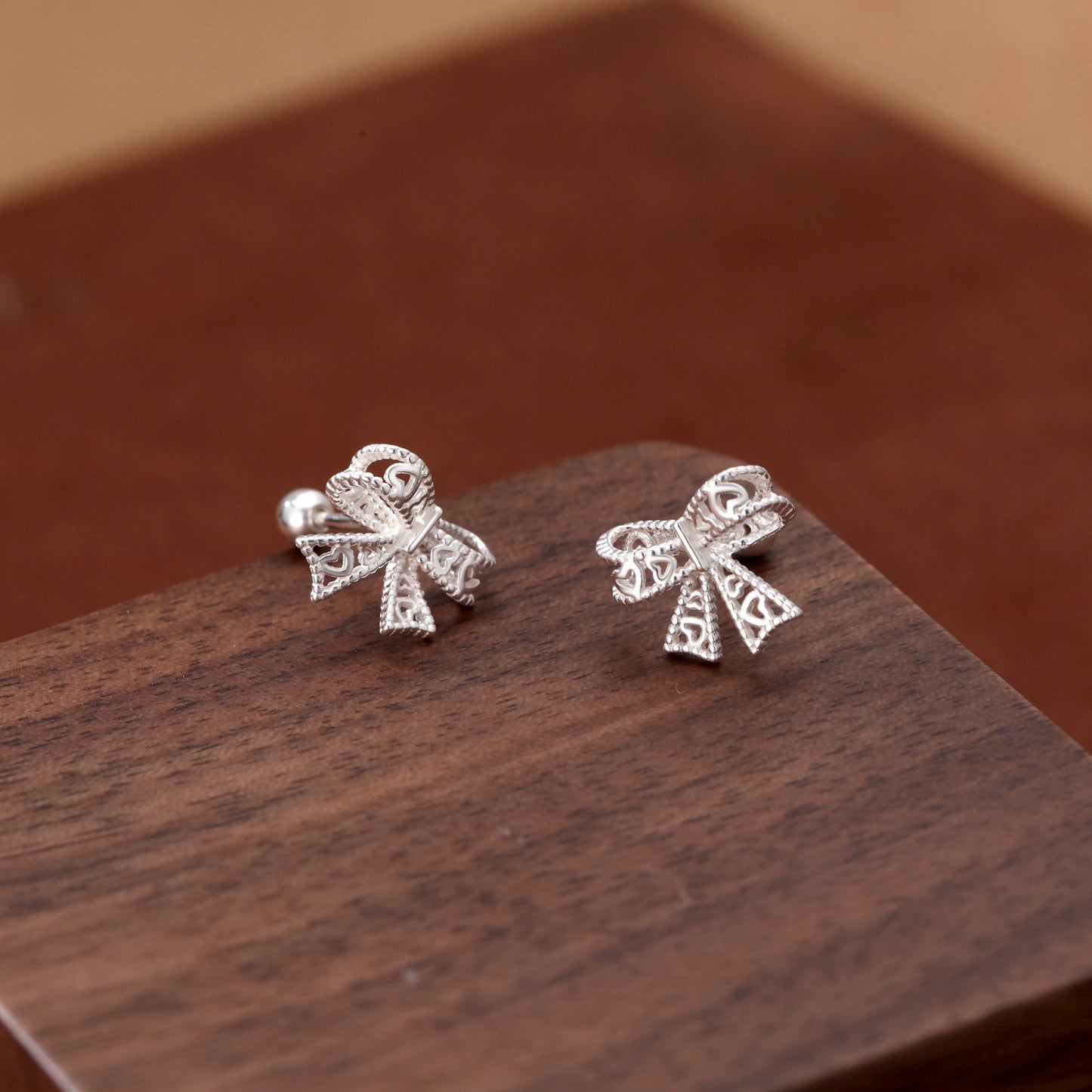 小丞飾 蕾絲蝴蝶結轉珠耳環 珠珠3mm E6032726