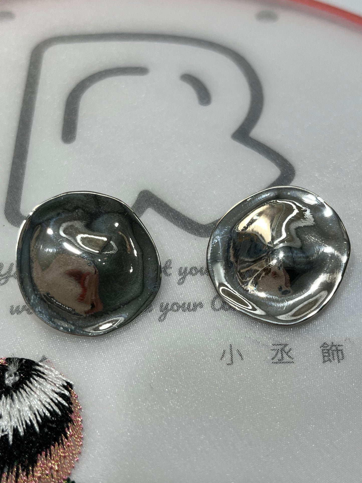 小丞飾 韓國製造 圓片直徑25mm 耳釘 #132