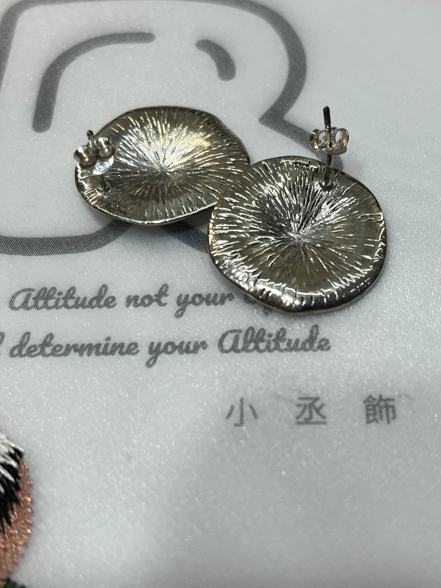 小丞飾 韓國製造 圓片直徑25mm 耳釘 #132