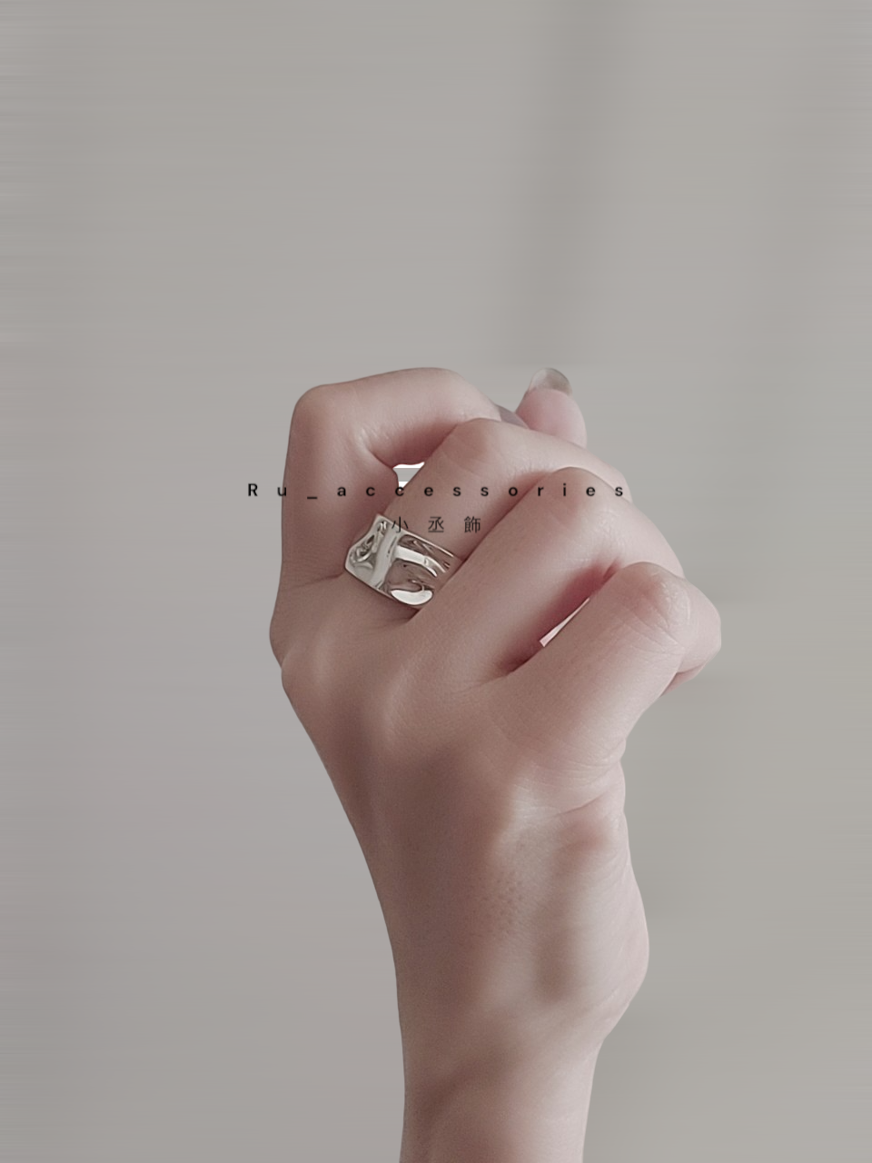 個性款皺摺寬版開口戒 #64