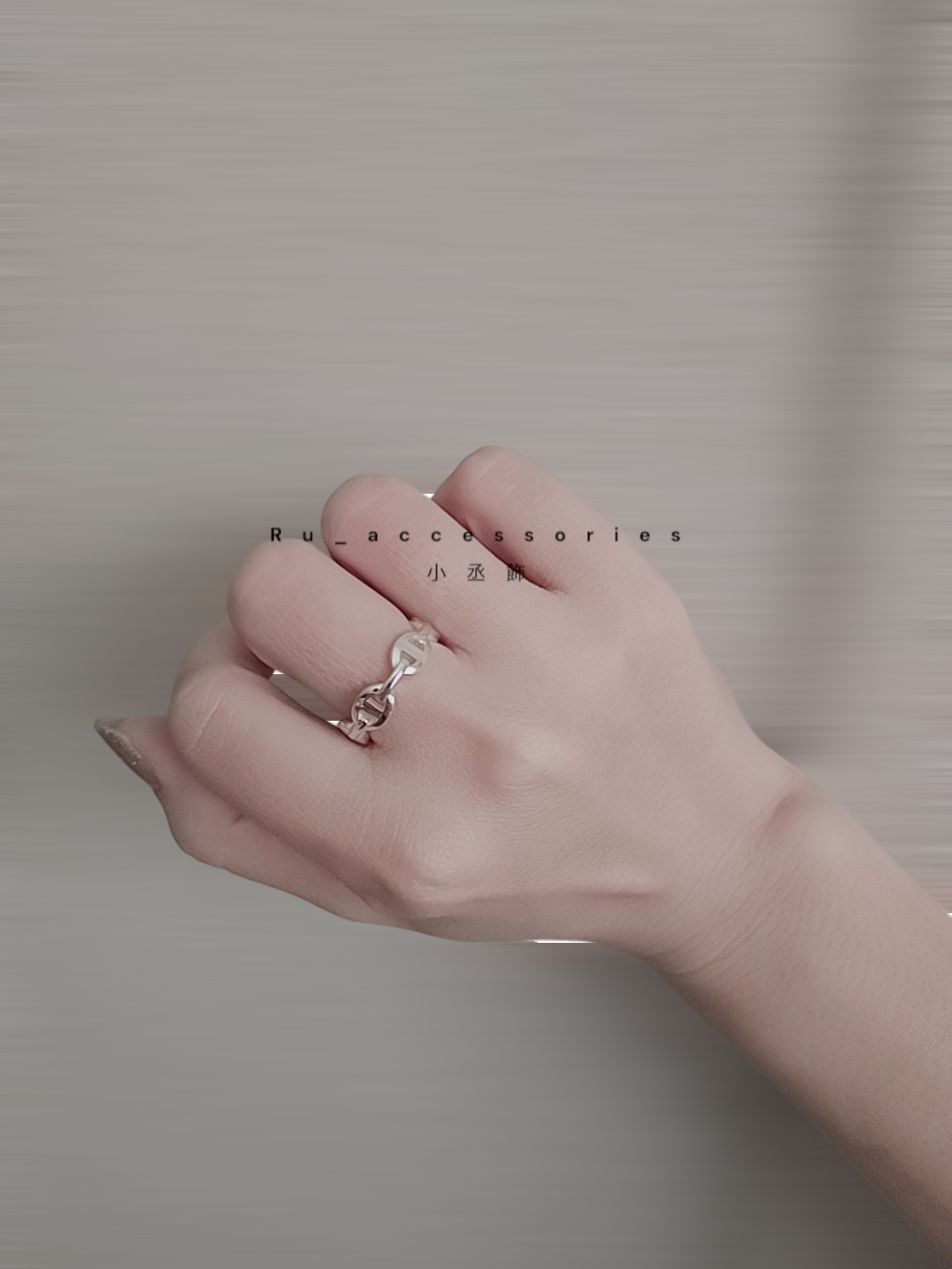 亮銀橢圓經典豬鼻開口戒 #101