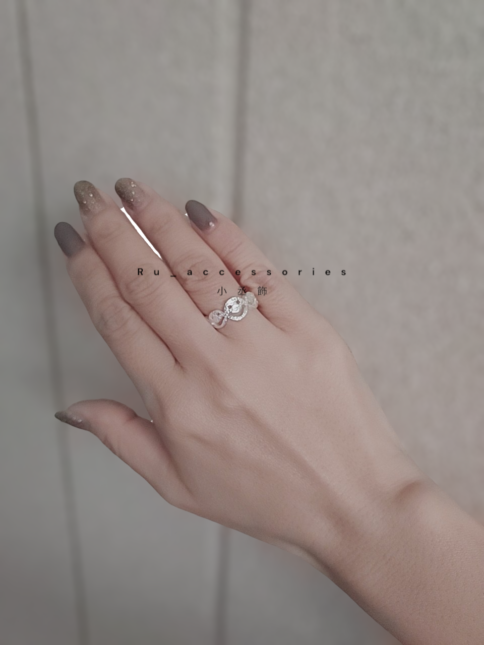 每天笑臉多一些熔岩亮銀開口戒 #50