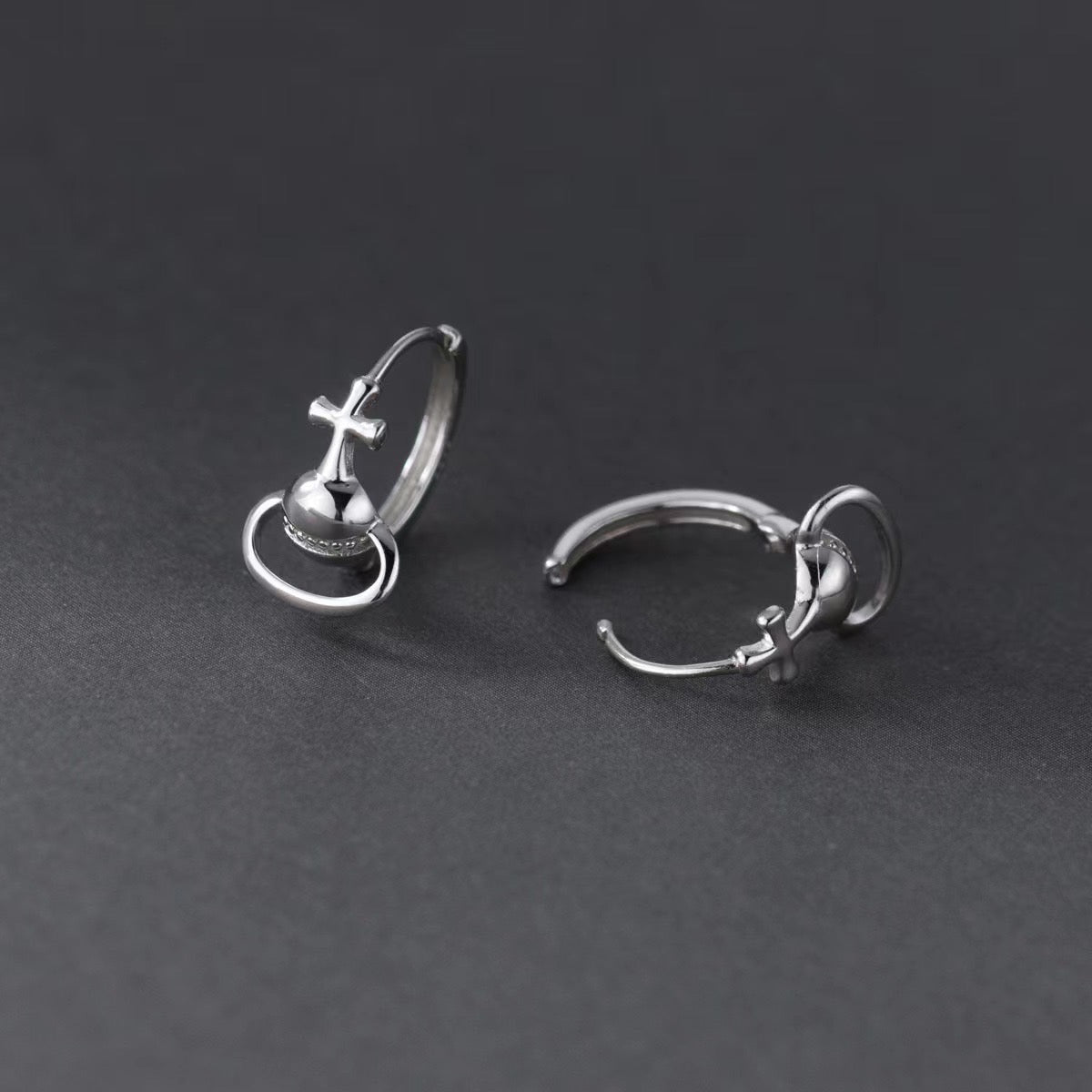 圈口約一公分 土星🪐耳扣$310 #103