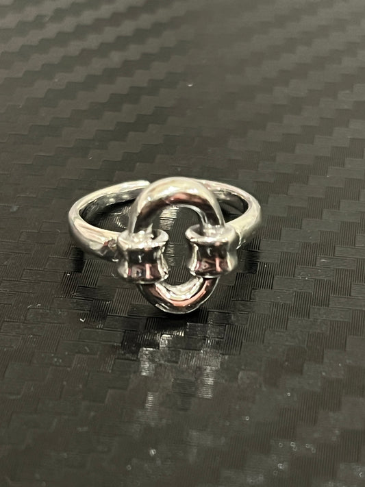 小丞飾
幾何橢圓造型尾戒
$590   R601114