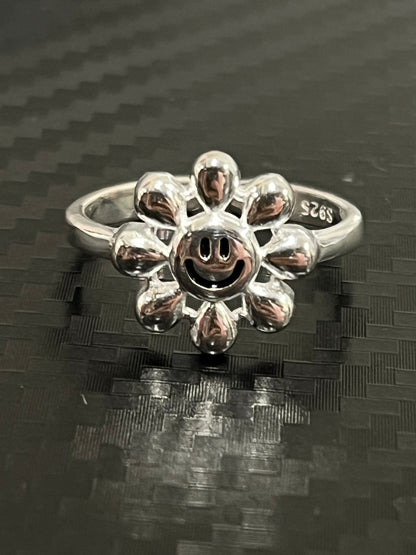 小丞飾
太陽花🌻微笑開口戒指
$590   R601116