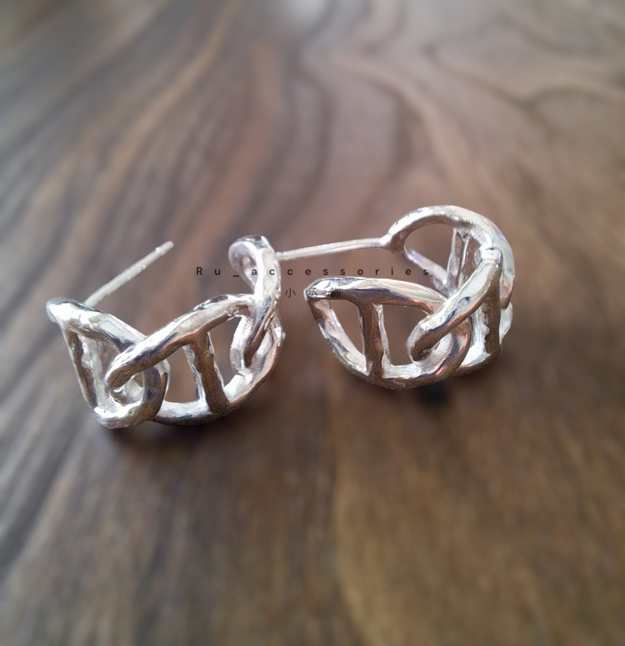 液態熔岩豬鼻耳釘#31