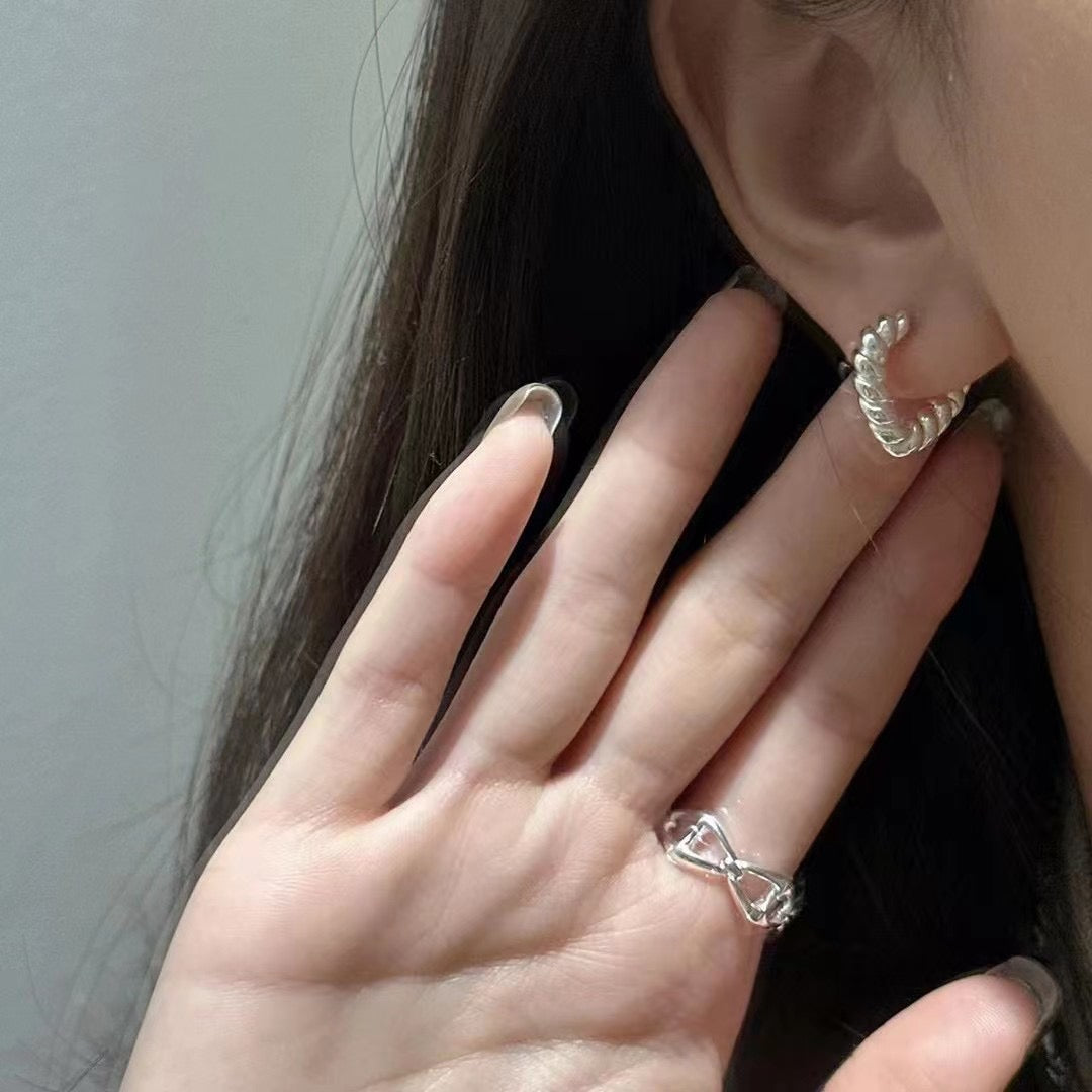 小丞飾 愛心新款S925純銀螺紋愛心耳扣耳釘 小眾設計高級感浪漫心形耳環個性耳飾 $640 #117