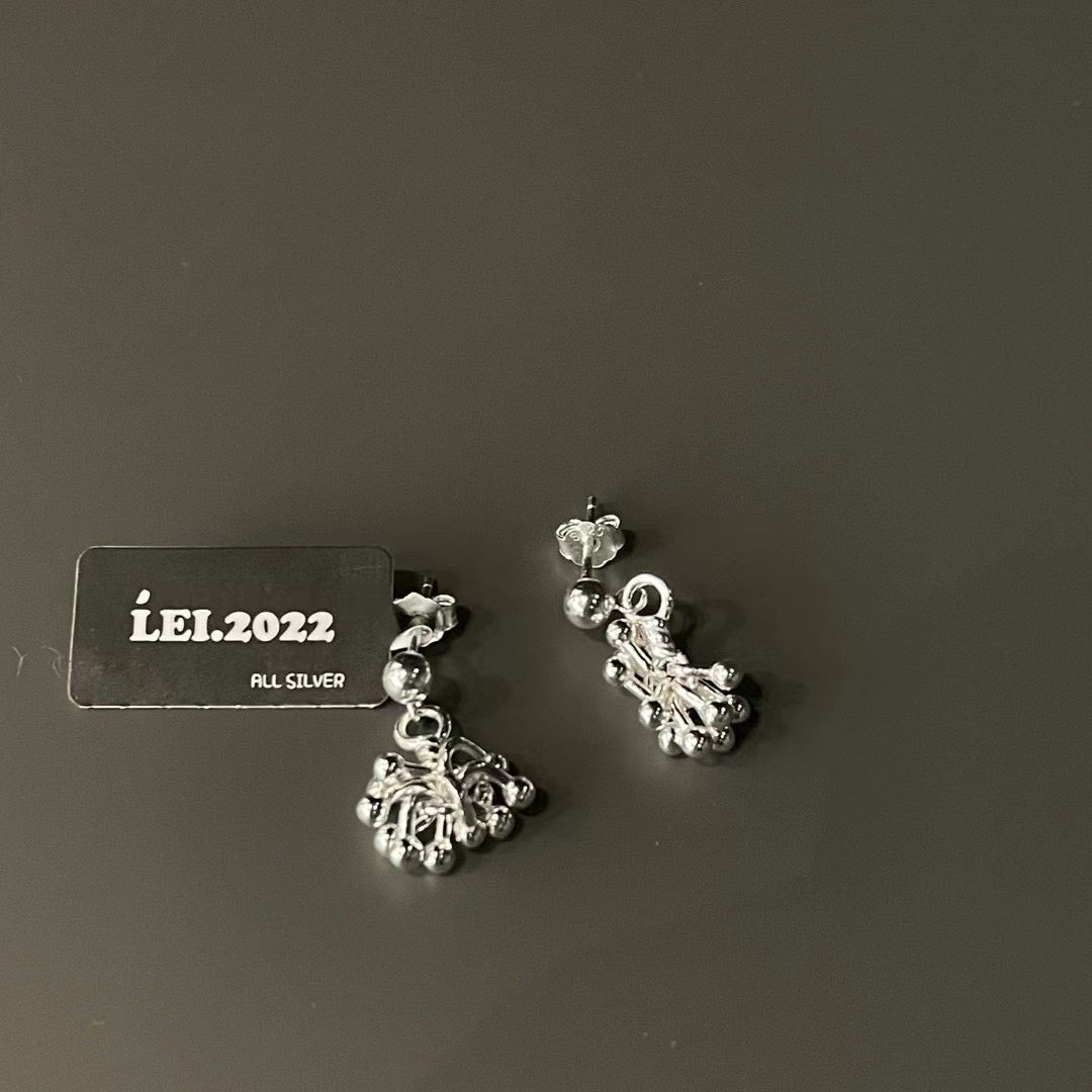 小丞飾👆🇰🇷必備正韓空運
一根一根麥穗垂墜珠珠耳釘 質感一級棒$690 #171

$690