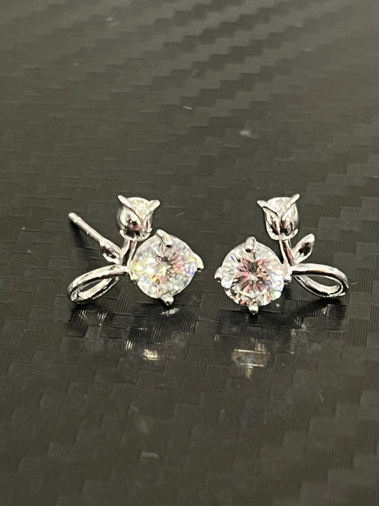 小丞飾-莫桑鑽50分-鬱金香耳釘E6031413