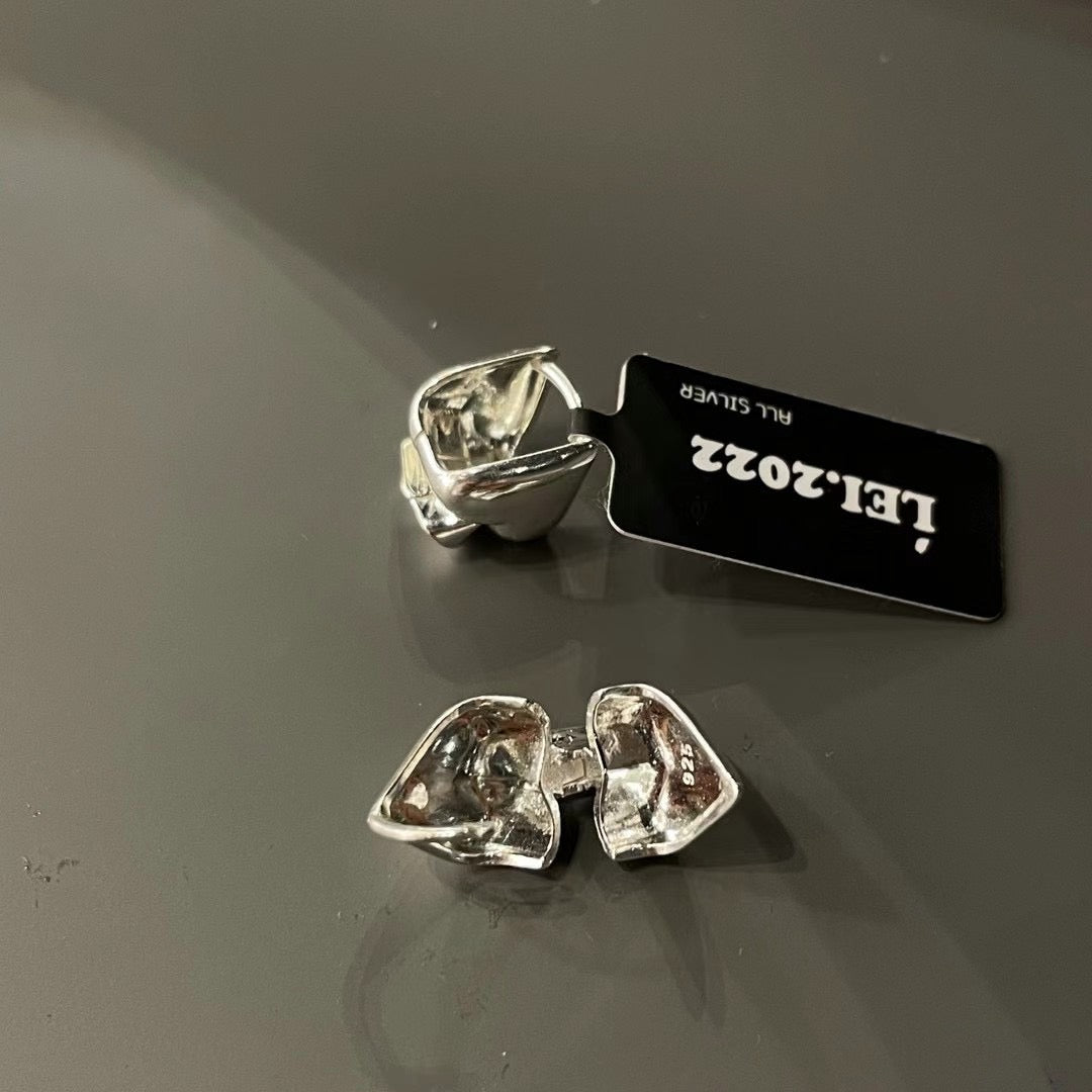 小丞飾 韓國製造
可愛的黑桃心耳扣  #100
$790