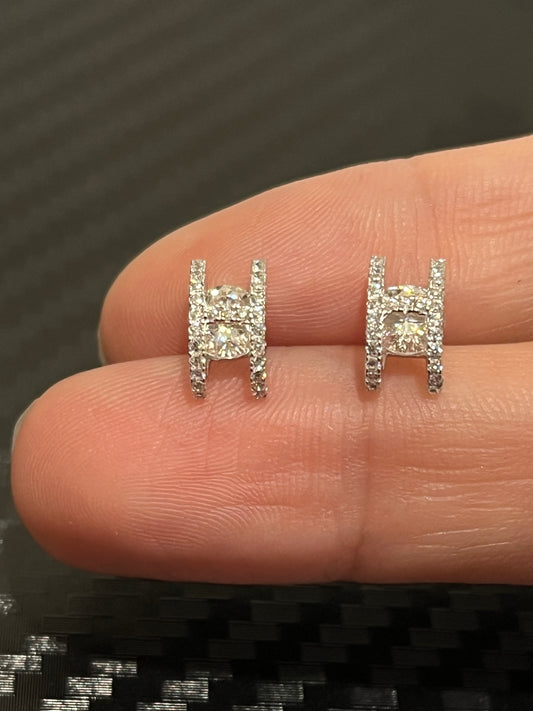 小丞飾-莫桑鑽50分 H造型耳環