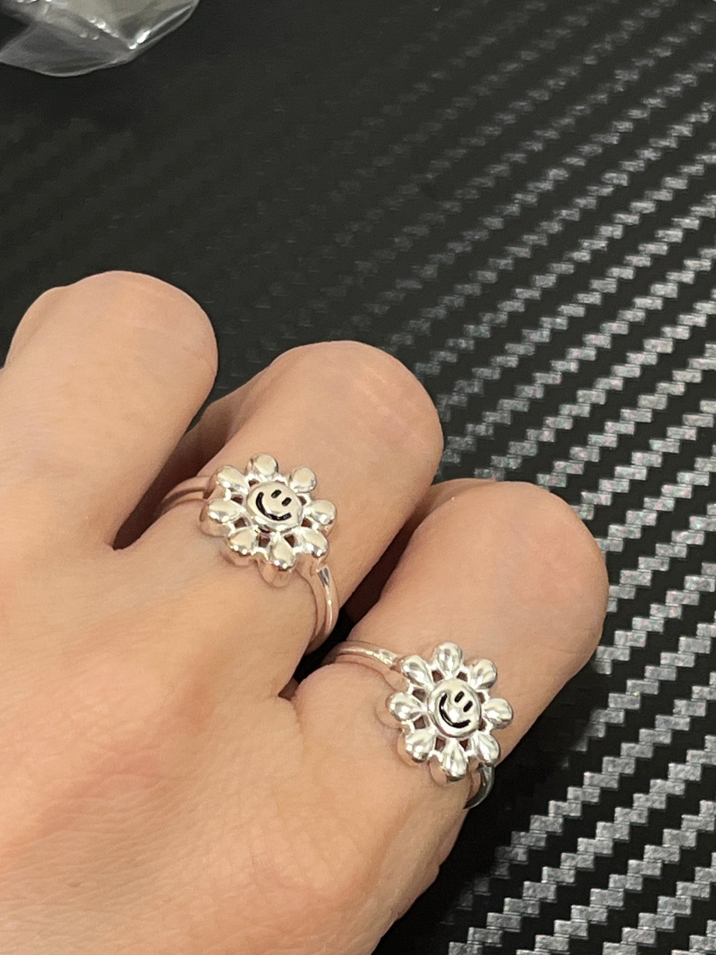 小丞飾
太陽花🌻微笑開口戒指
$590   R601116