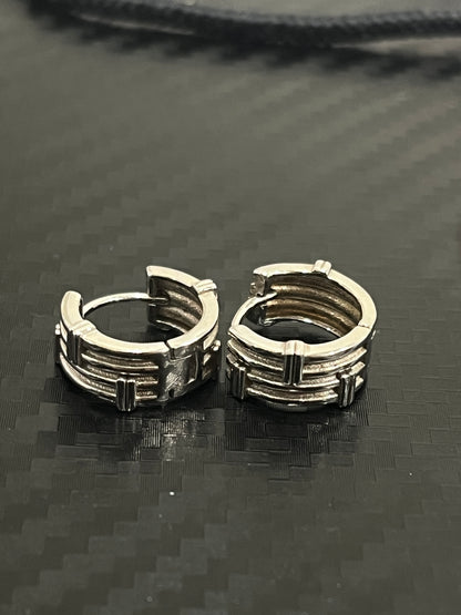 小丞飾
個性造型線條耳扣 內圈10mm
$490 #R601023