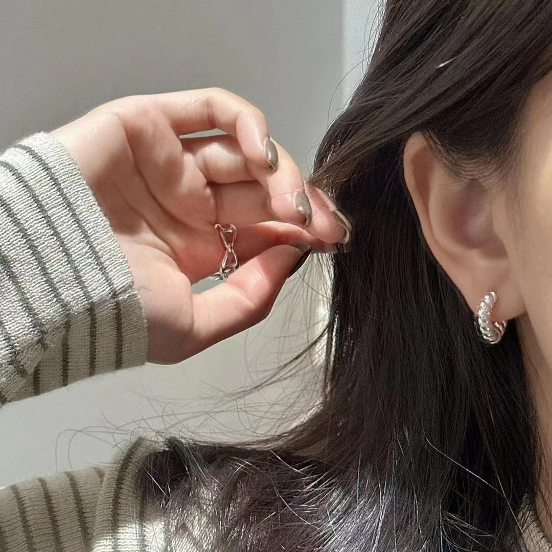 小丞飾 愛心新款S925純銀螺紋愛心耳扣耳釘 小眾設計高級感浪漫心形耳環個性耳飾 $640 #117