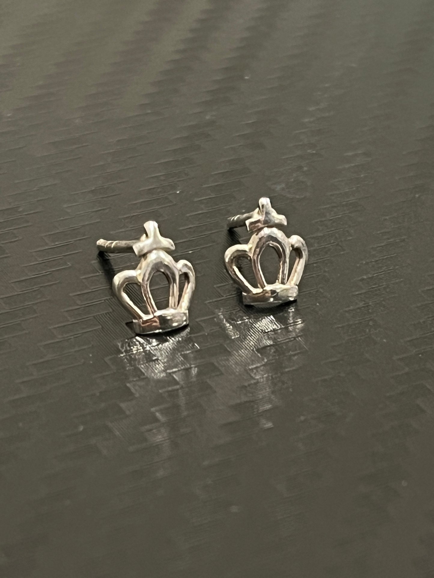 小丞飾
簡約皇冠👑耳環 E6051602