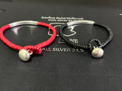 小丞飾
韓國長管圓珠微笑蠟繩
$990 
17公分 適合14-16公分手圍佩戴   B601049