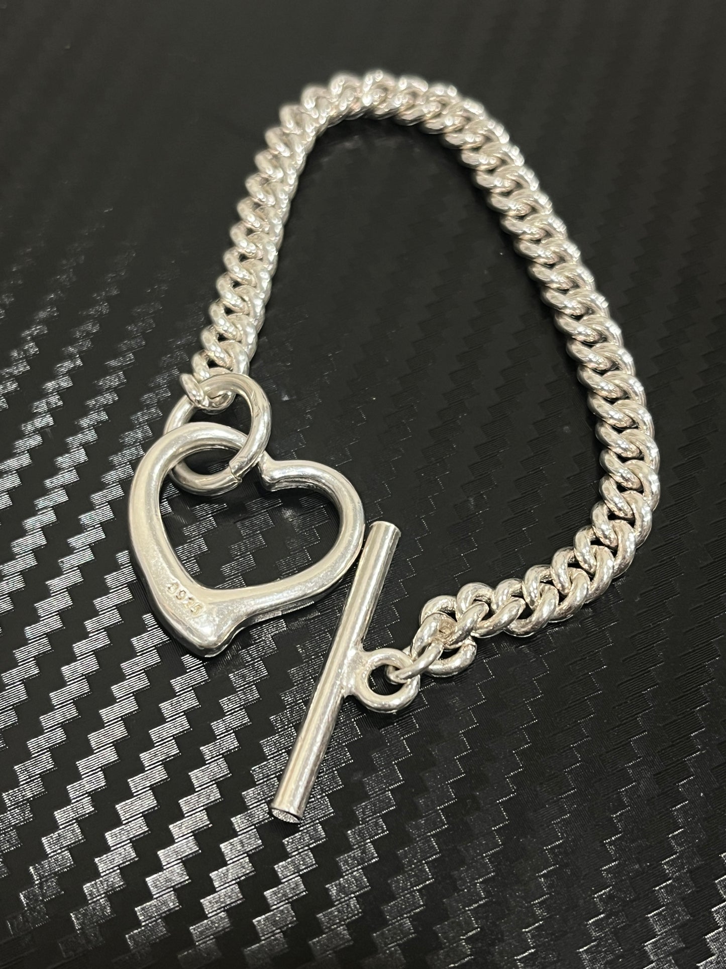 小丞飾
厚版愛心💗OT古巴手鏈
16公分 -$2790
18公分-$2990。 #B601028