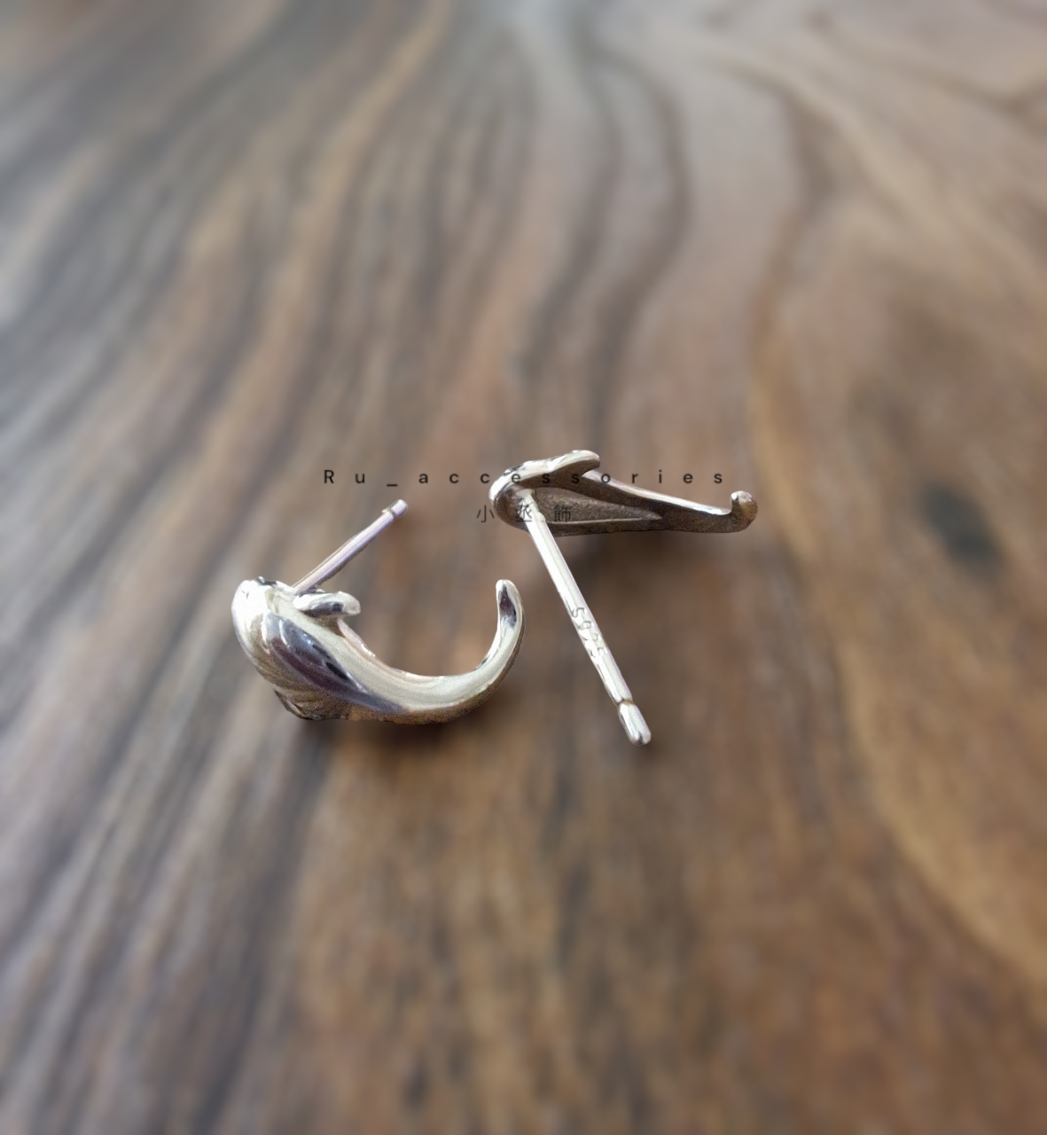 海豚在耳朵上游泳耳釘 #15