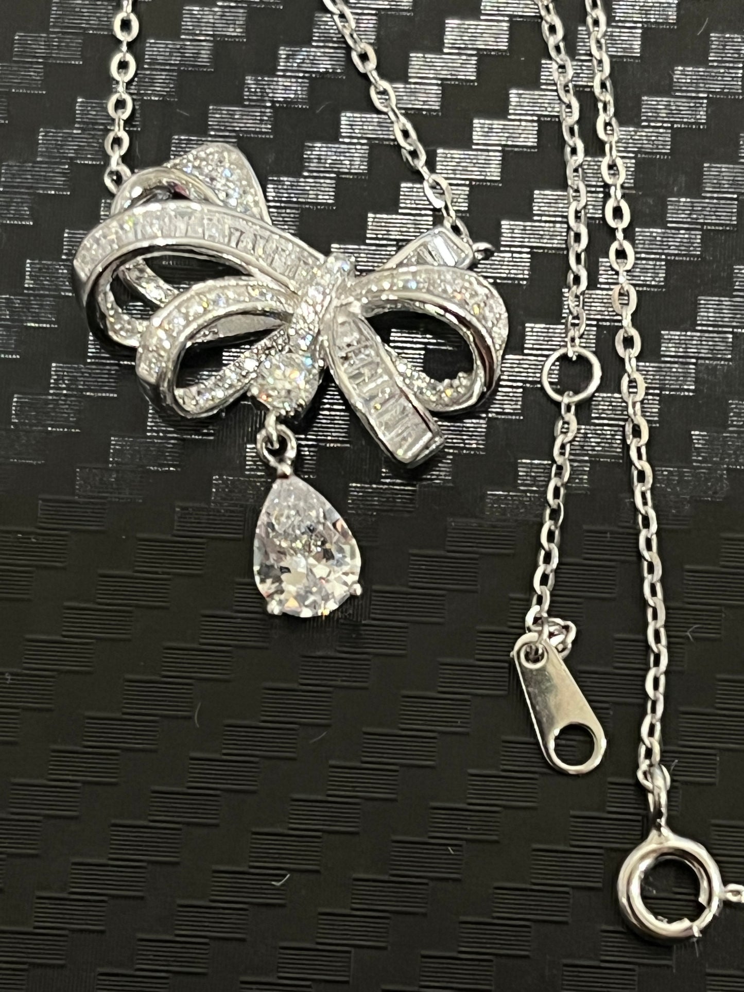 小丞飾-莫桑鑽 超美蝴蝶結🎀項鍊 40+2+3公分 N6031522