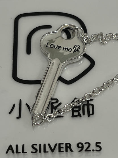 小丞飾_S925純銀小花鑰匙鏈韓國風簡約韓系項鍊
$1290
47+2公分
#1031-5N