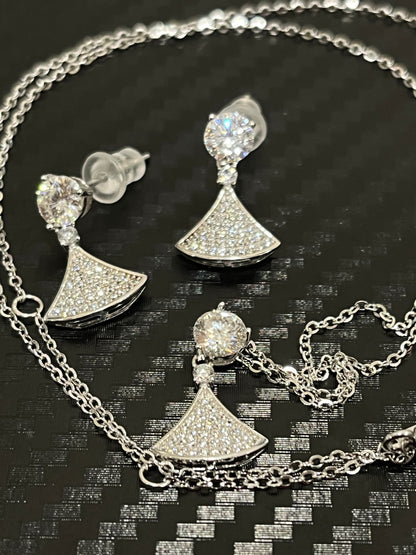 小丞飾-莫桑鑽50分 扇形莫桑項鍊耳環套組 E6031414