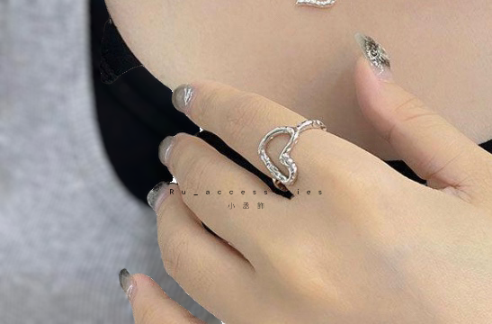 熔岩風鏤空愛心開口戒 #38