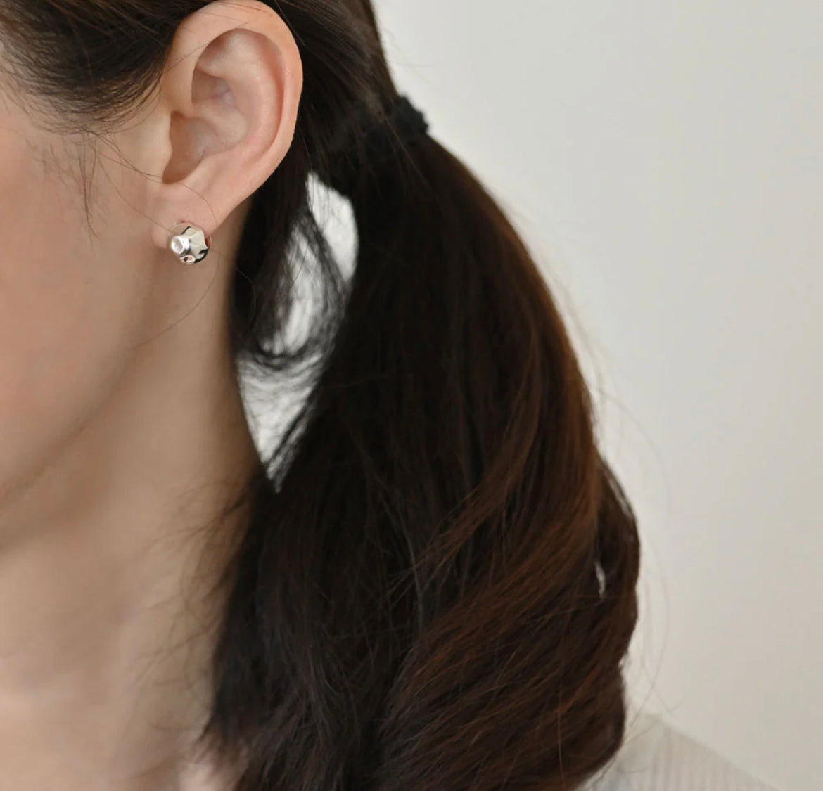 小丞飾 韓國製造 通體全純銀 S925 銀球耳環 捶打精緻銀球易扣式耳環 $880 外徑10mm #101