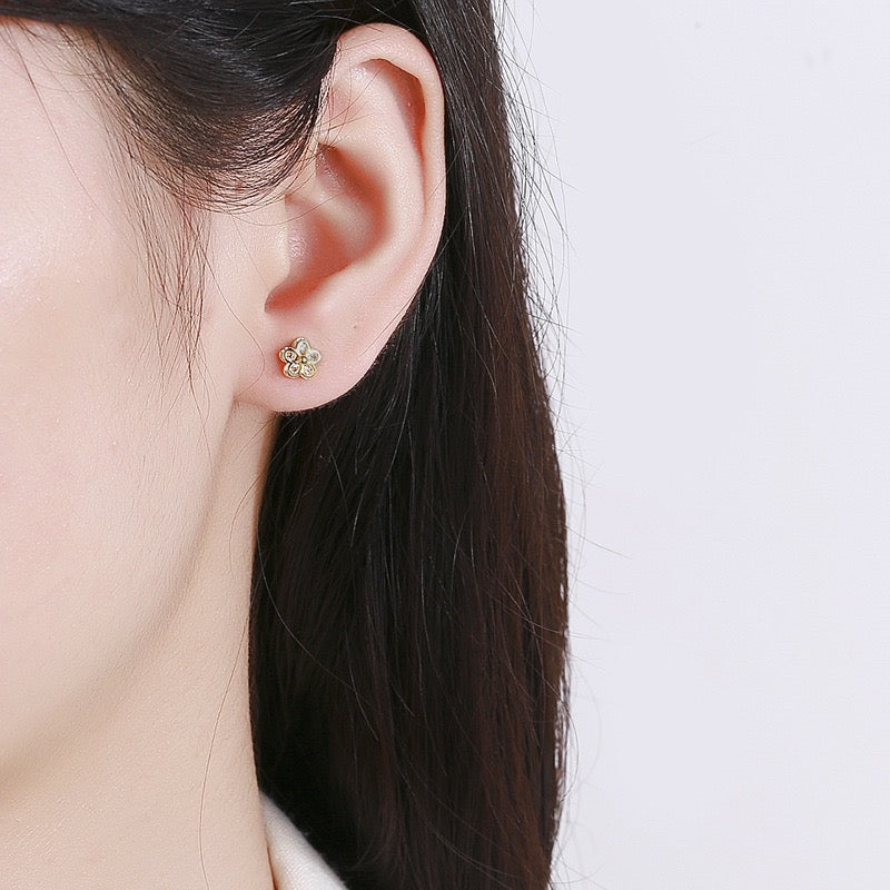 小丞飾品 雙層轉珠小花 珠珠4mm。E6032717