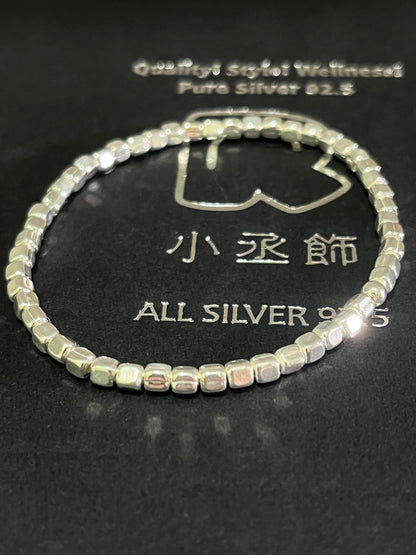 小丞飾
方塊石頭銀塊彈力繩手鏈 
$890 -適合14-17手圍佩戴 #B601043