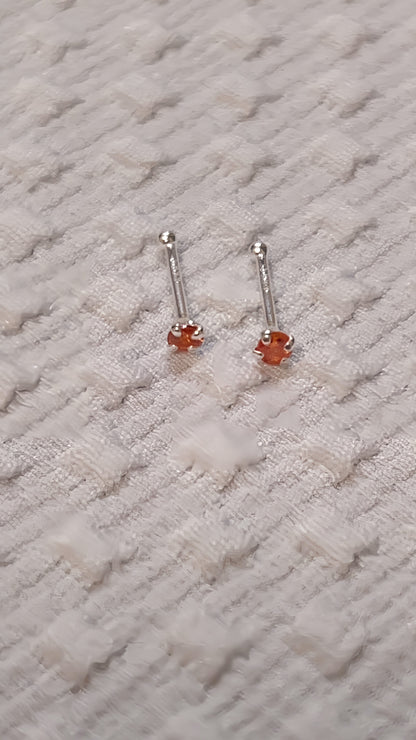 小丞飾👆足銀s999. 養耳棒 / 10個顏色 0.8公分 
白、粉、紫、黑、石榴紅 
藍色 莓紅 橙色 黃色 綠色
一組兩個 $50