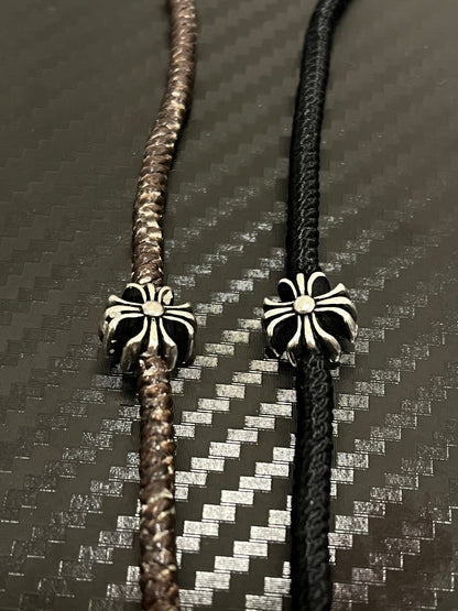 小丞飾 復古十字花圓珠韓國蠟繩手鏈 蠟繩會越戴越亮喔 黑/咖 兩款 
$990 #B601022