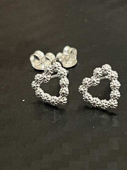 小丞飾
浪漫🌹愛心滿花耳釘
$290   R601313