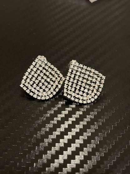 小丞飾-莫桑鑽-片裝扇形耳釘 上耳超美！E6031407