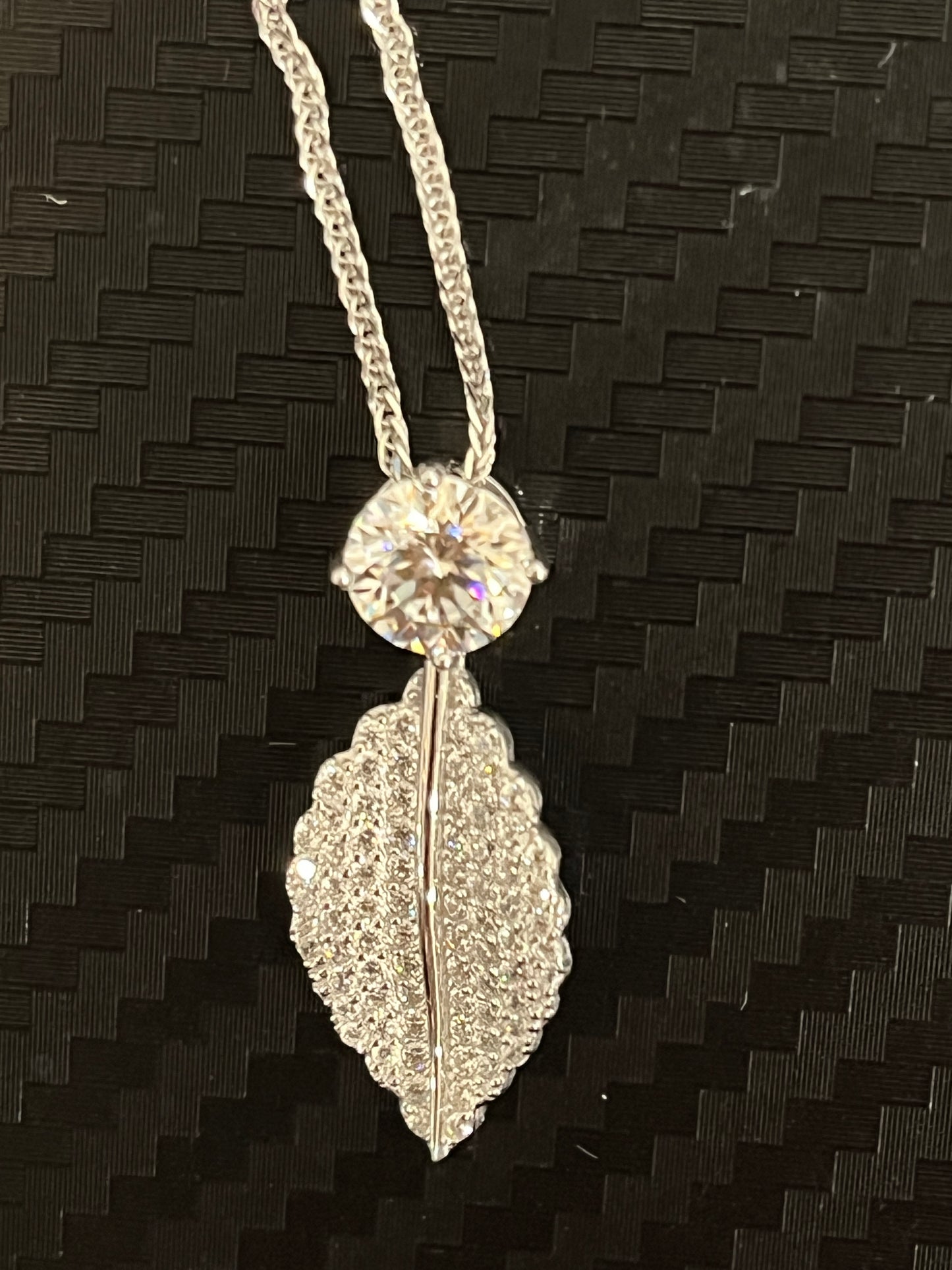小丞飾-莫桑鑽1ct -超級美葉子🍃項鍊 46公分 抽拉鏈設計 N6031514