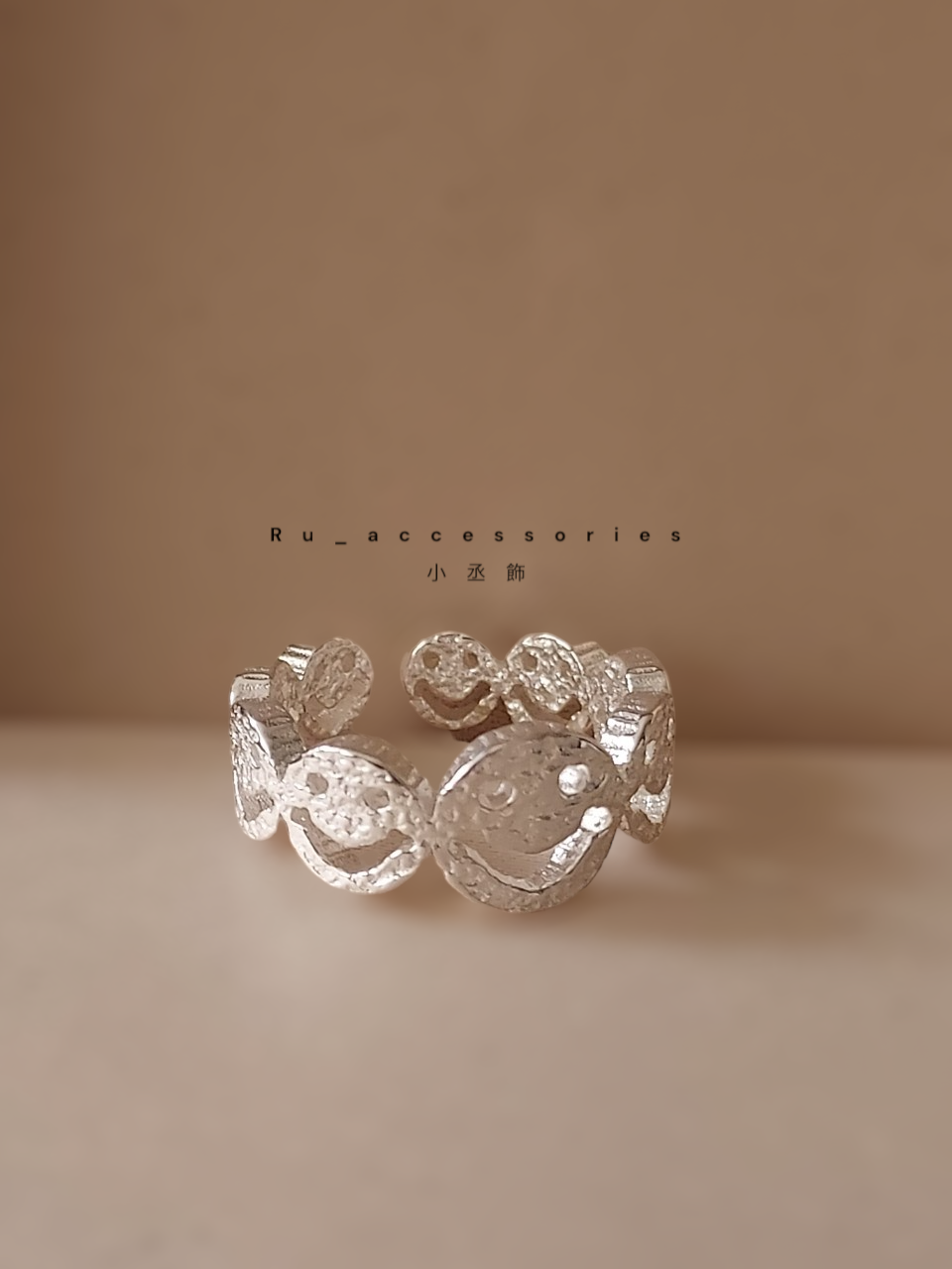 每天笑臉多一些熔岩亮銀開口戒 #50