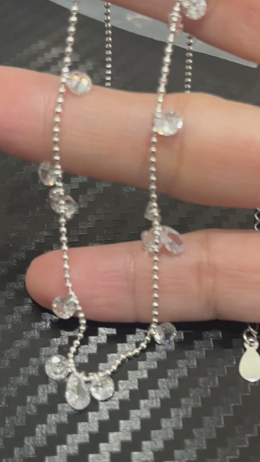 小丞飾 韓國製造
無敵氣質款珠珠小鑽水滴氣質短鍊
$990   40+5公分
N601235