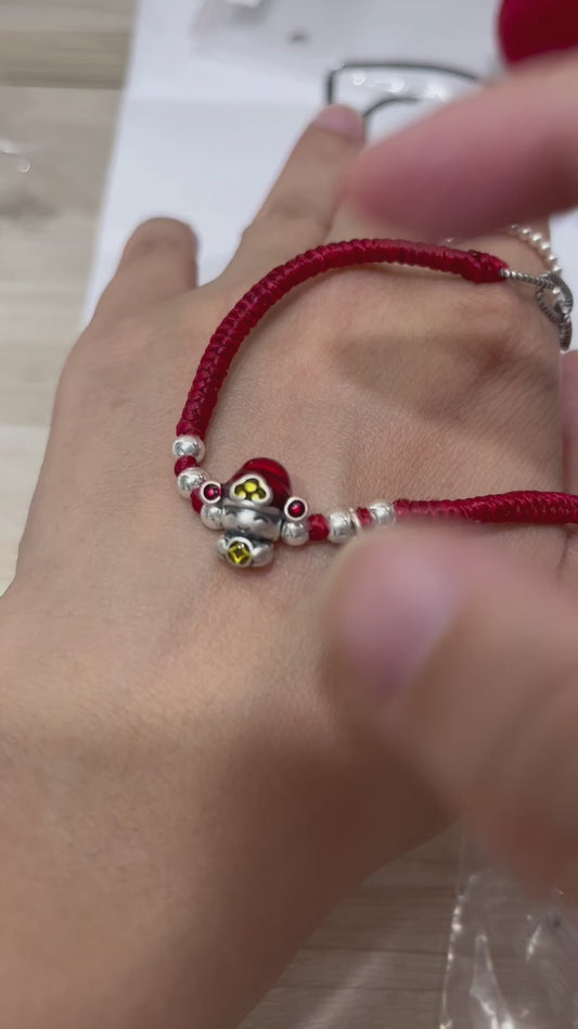 小丞飾 可愛福氣銀珠財神爺蜜蠟繩手鍊 紅色 16+4公分# B601315