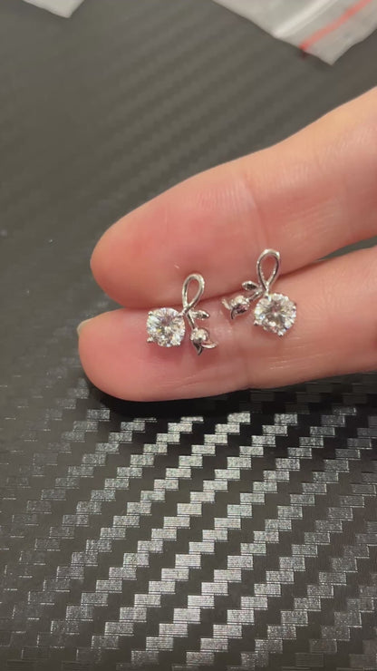 小丞飾-莫桑鑽50分-鬱金香耳釘E6031413